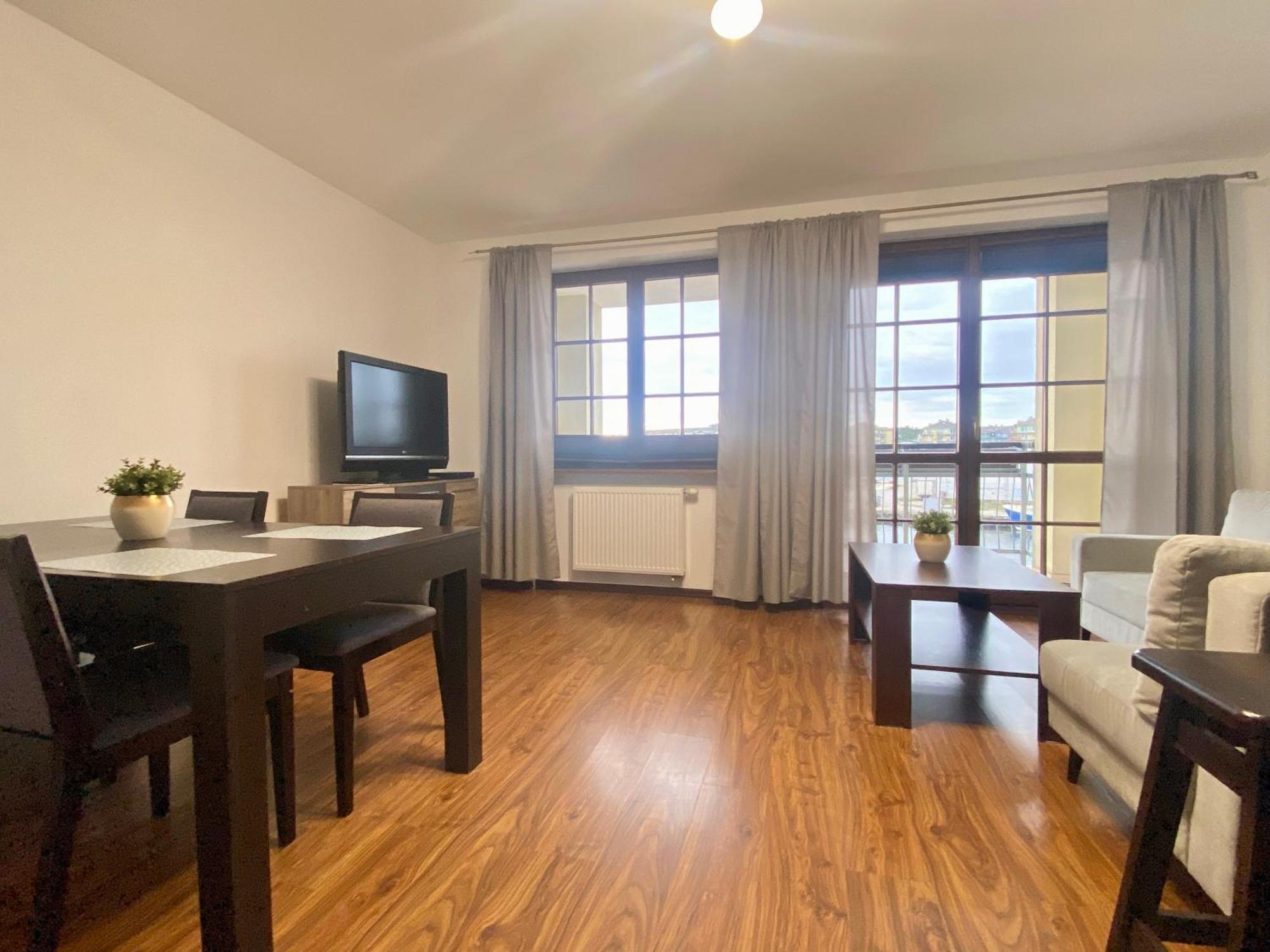 Apartamenty Baltyckie - Bulwar Portowy - Widok Na Port, Centrum, Najlepsza Lokalizacja W Ustce Ustka Rom bilde